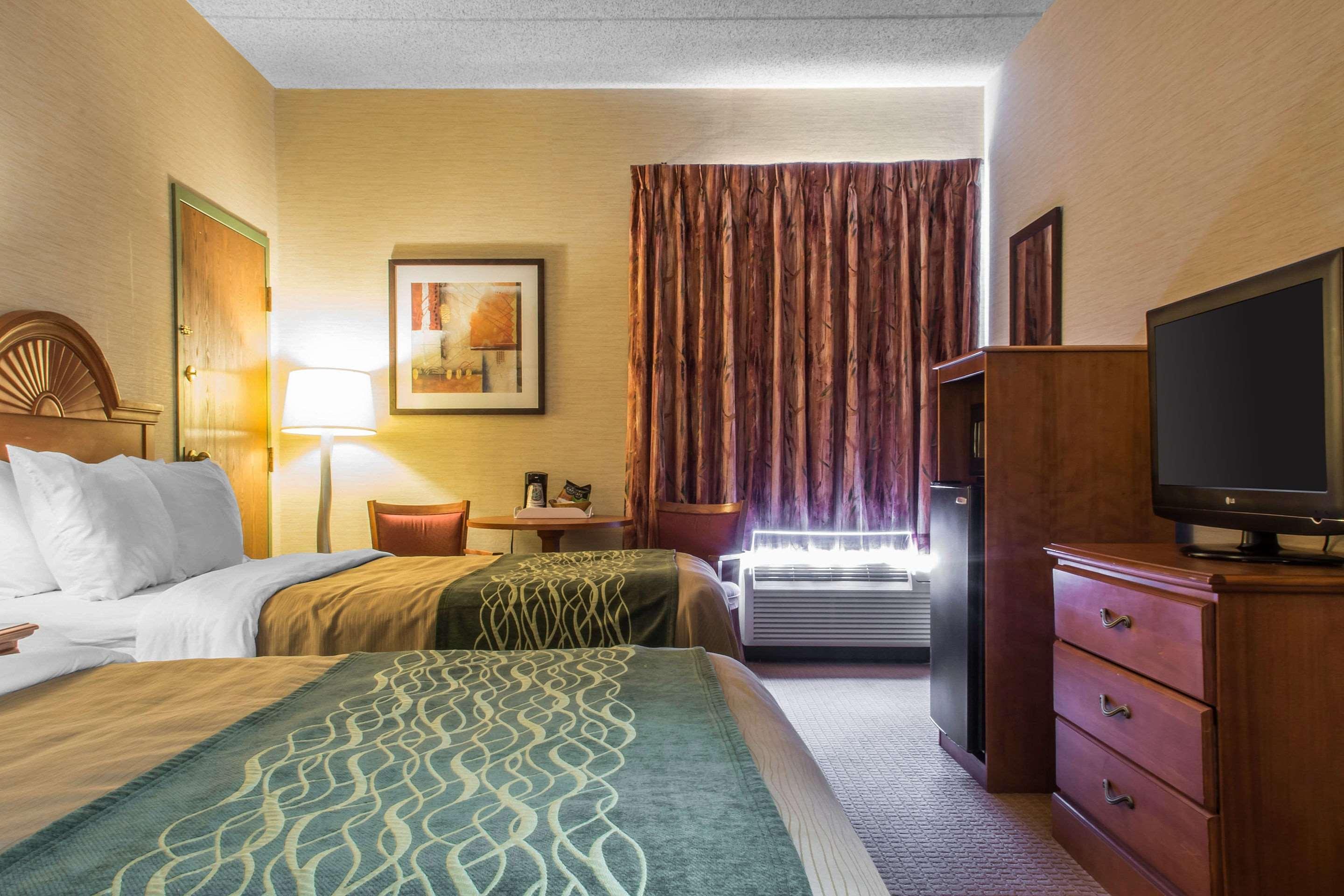 Quality Inn & Suites Mansfield Buitenkant foto