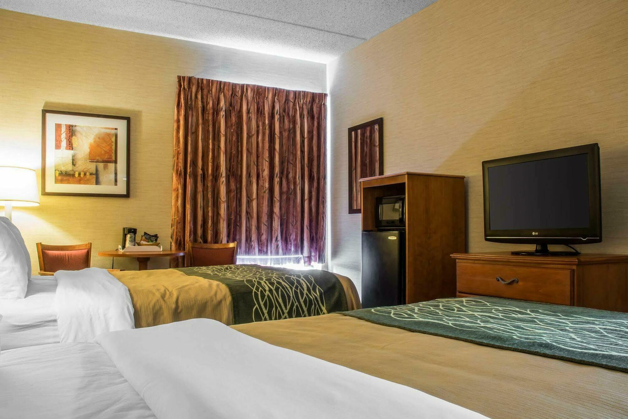 Quality Inn & Suites Mansfield Buitenkant foto