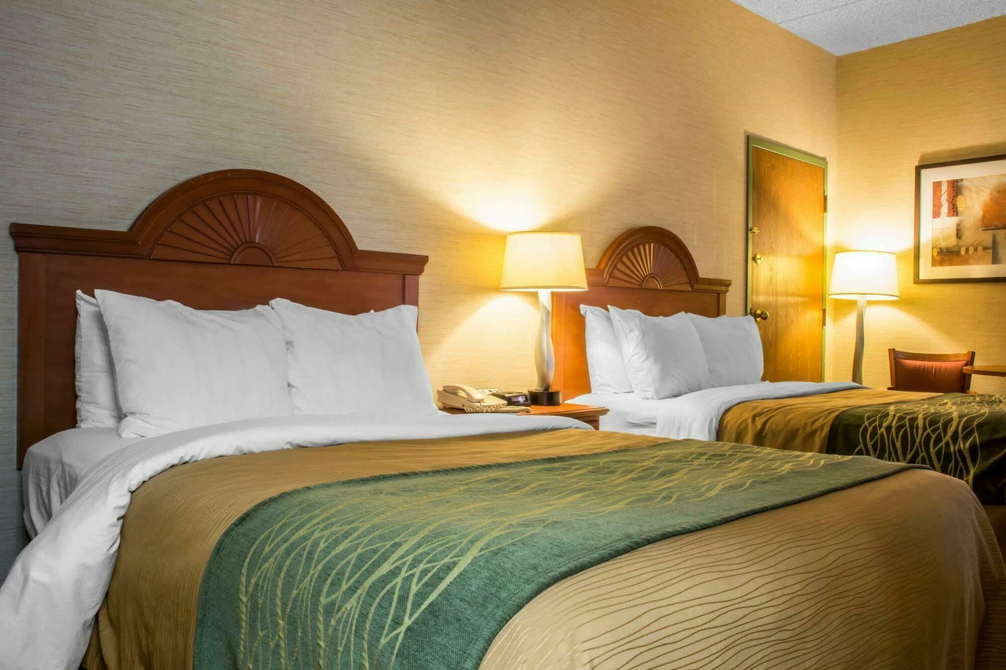 Quality Inn & Suites Mansfield Buitenkant foto