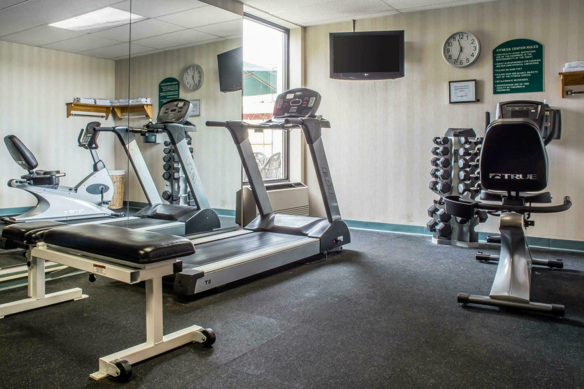 Quality Inn & Suites Mansfield Buitenkant foto