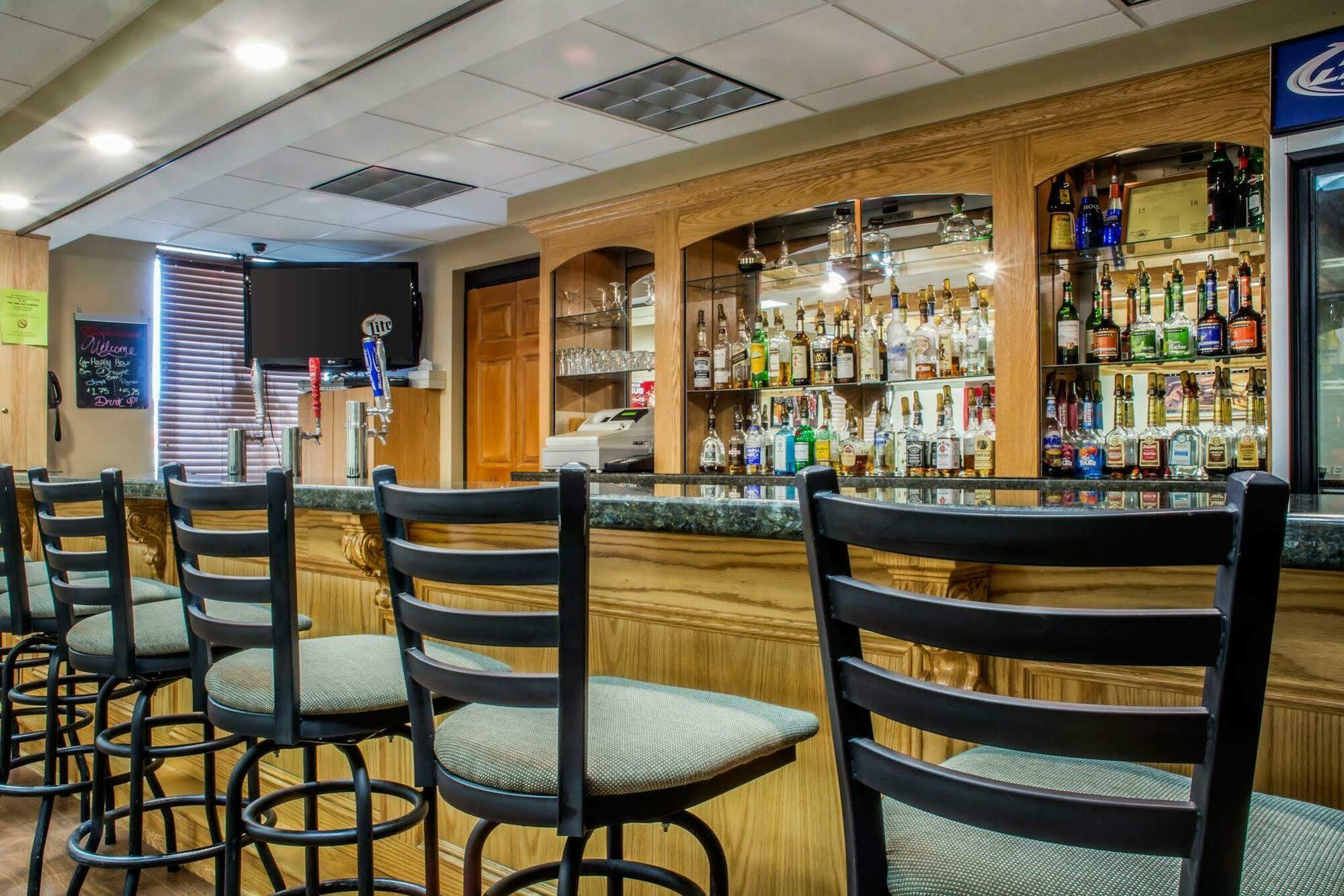 Quality Inn & Suites Mansfield Buitenkant foto